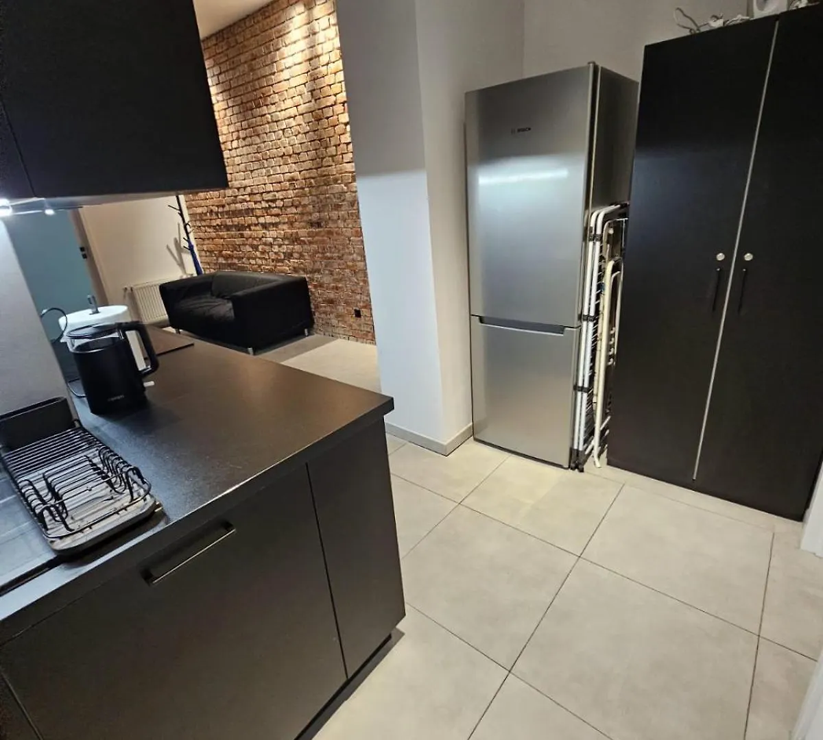 9Wygodny Pokoj W Centrum Wroclawia 住宿加早餐酒店 弗罗茨瓦夫